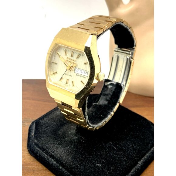 Bulova Accutron Men's Watch Vintage 1970's N7 Swiss Quartz 3669 Gold Steel 35mm - Picture 2 of 16